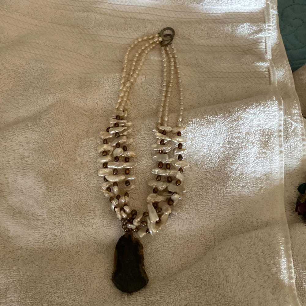 Stunning Statement Necklace With A Beautiful Brow… - image 1